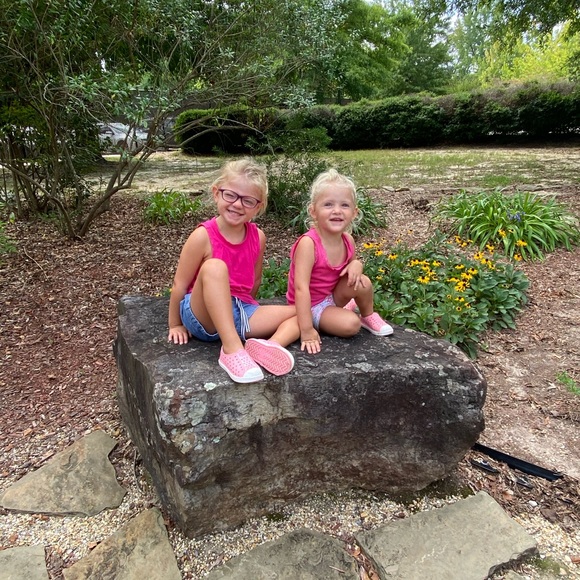 Meet your Posher, Emily - Picture 5 of 10